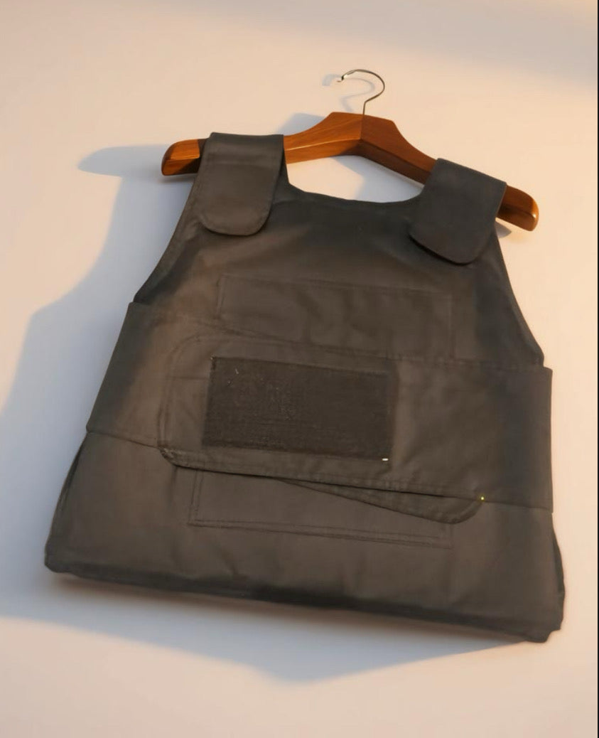 Protective Workwear Vest – Multi-Pocket Utility Design